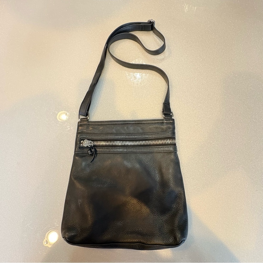 Margot Black Leather Women's Crossbody Bag Zip Side Closure